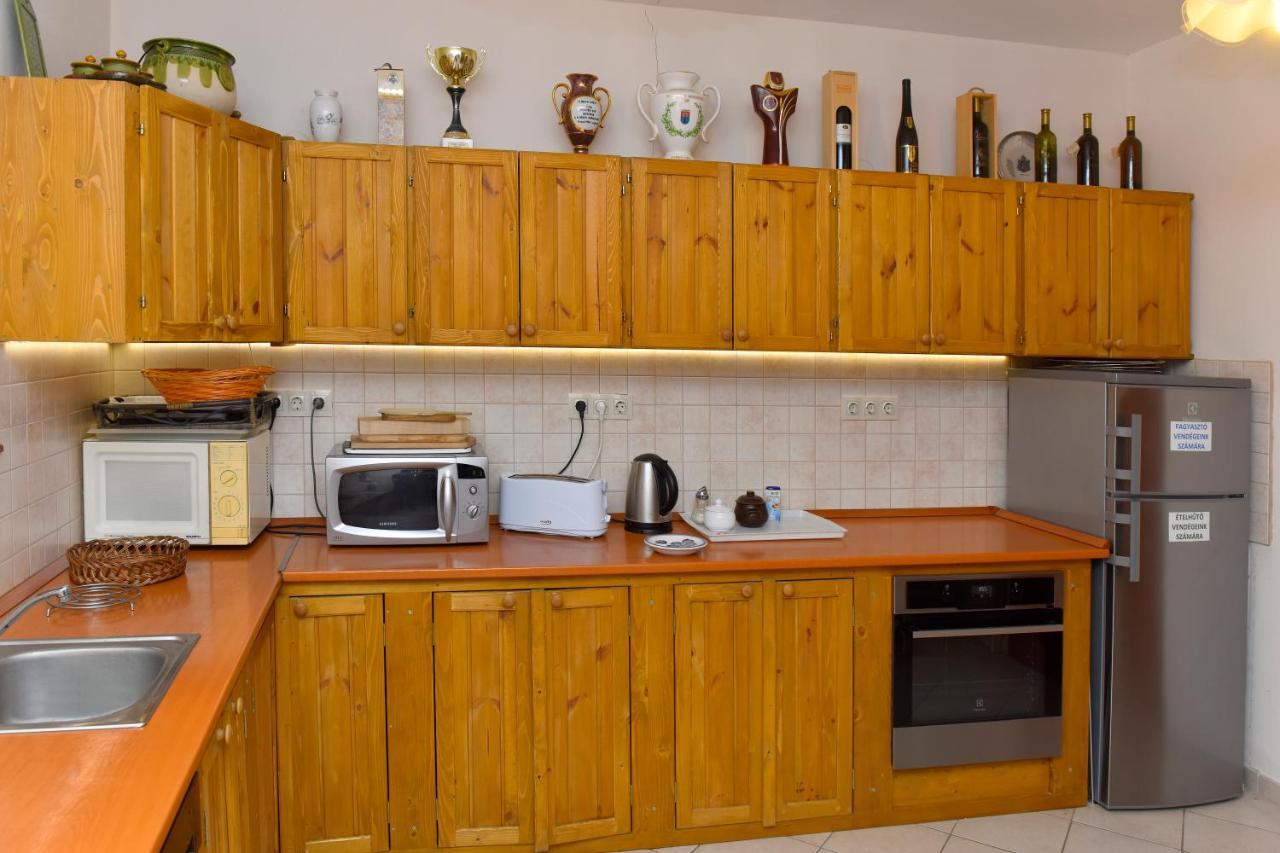 Nyakiglab Villa Szegi 外观 照片