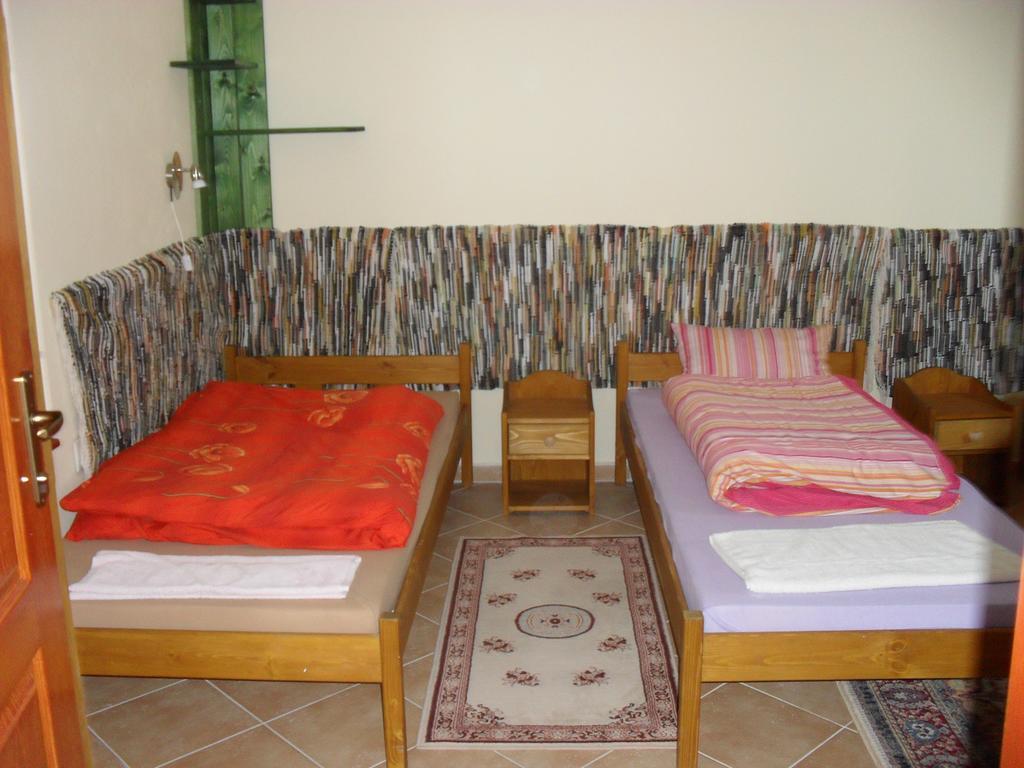 Nyakiglab Villa Szegi 外观 照片
