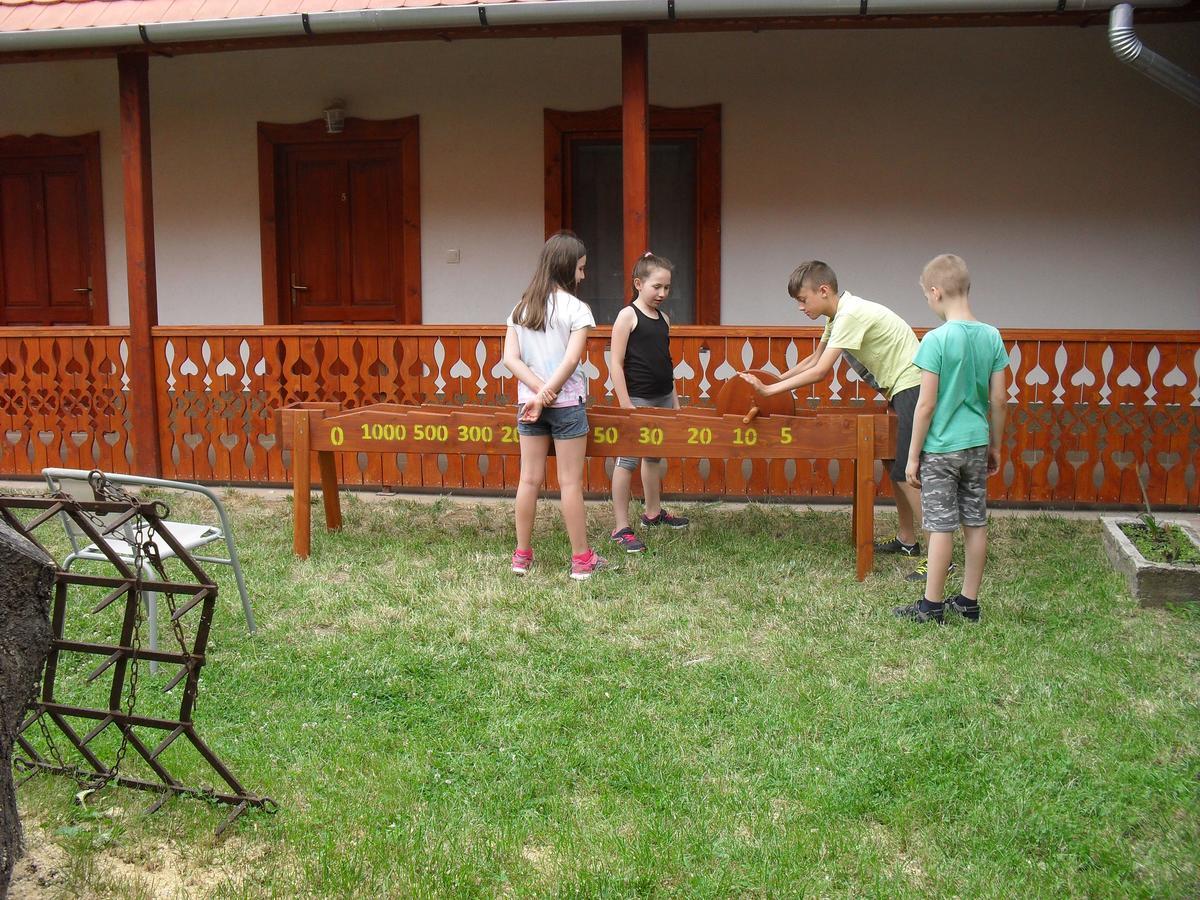 Nyakiglab Villa Szegi 外观 照片